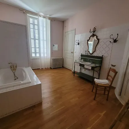 Domaine De Pladuc 3* Lachaise