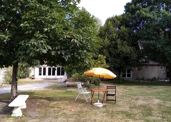 Domaine De Pladuc 住宿加早餐酒店